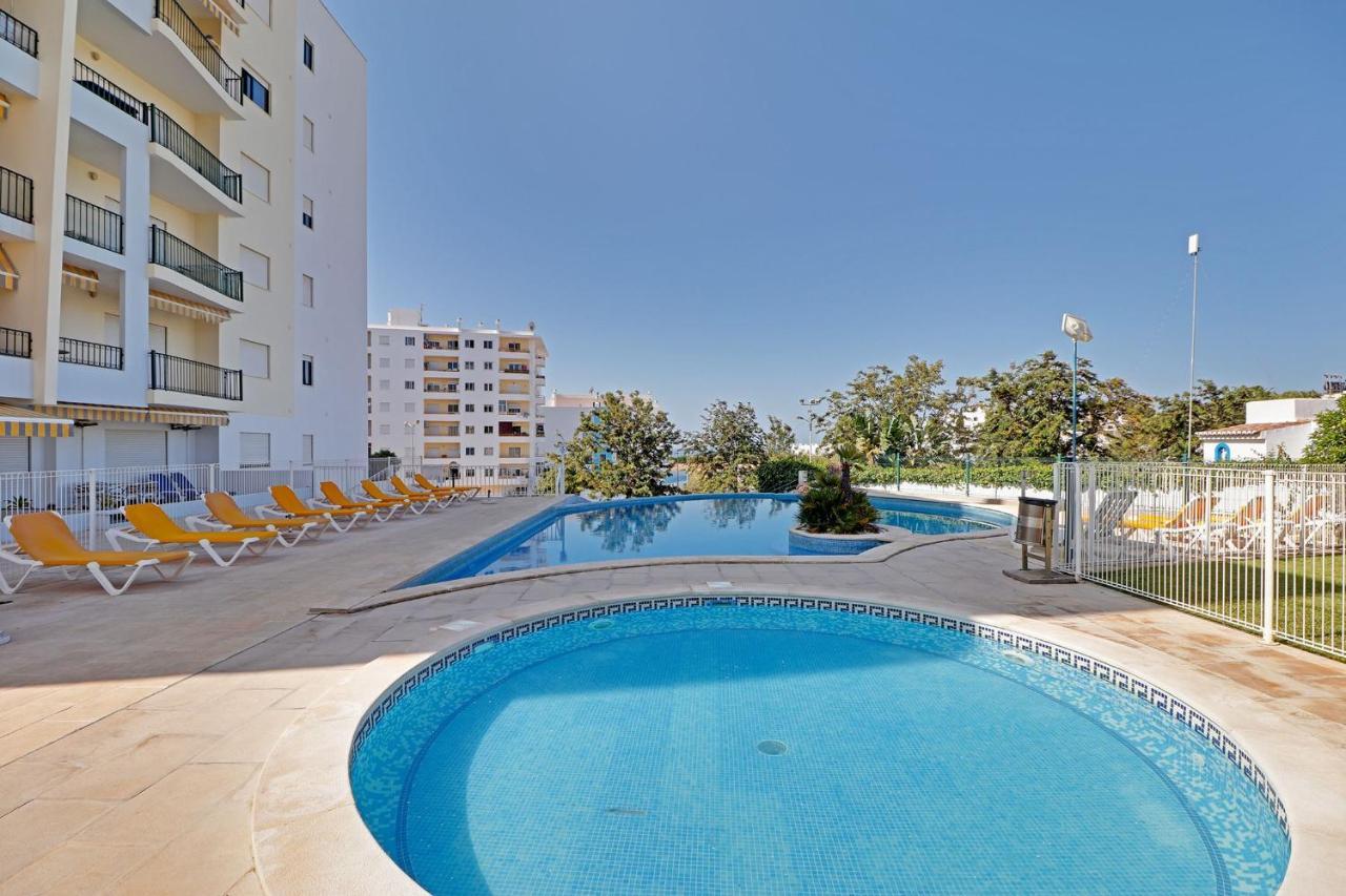 Armacao De Pera Central By Homing Exterior photo